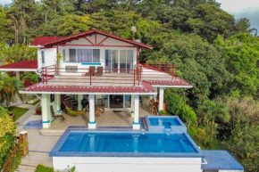 Villa La Vista of Panama City and magestical mountains from infinity pool